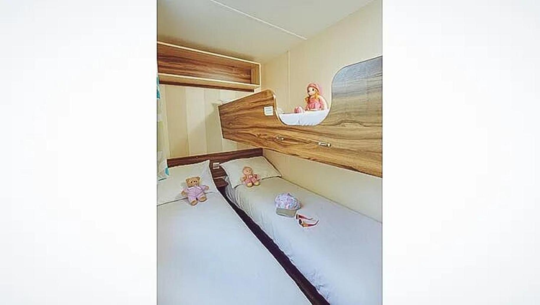 Camping Marvilla Parks Friese Meren - Roan Wijckel Room photo